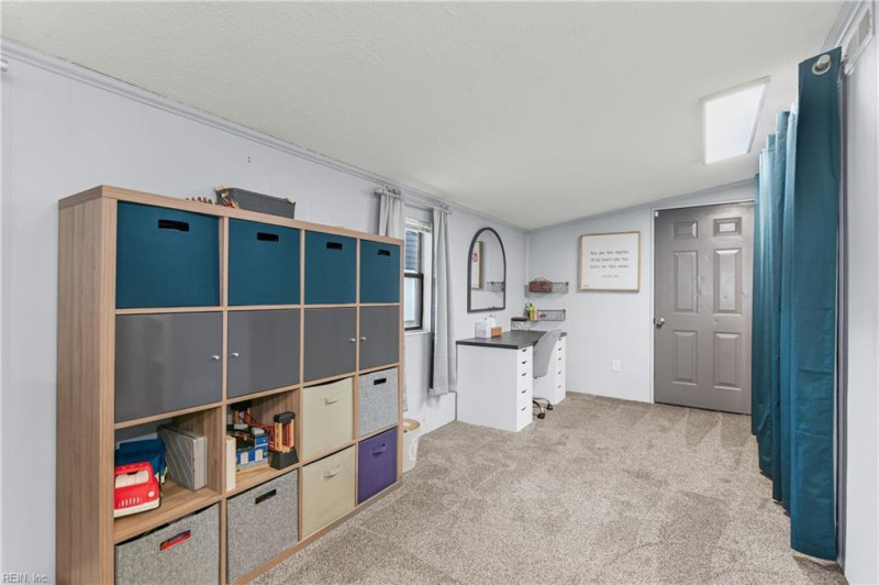Photo 17 of 37 residential for sale in Chesapeake virginia
