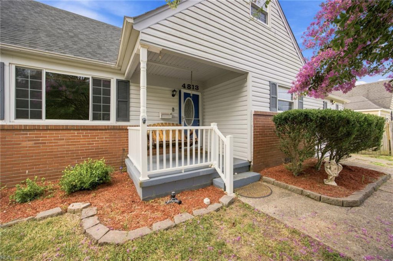 Photo 4 of 31 residential for sale in Virginia Beach virginia Photo 4 of 31 residential for sale in Virginia Beach virginia