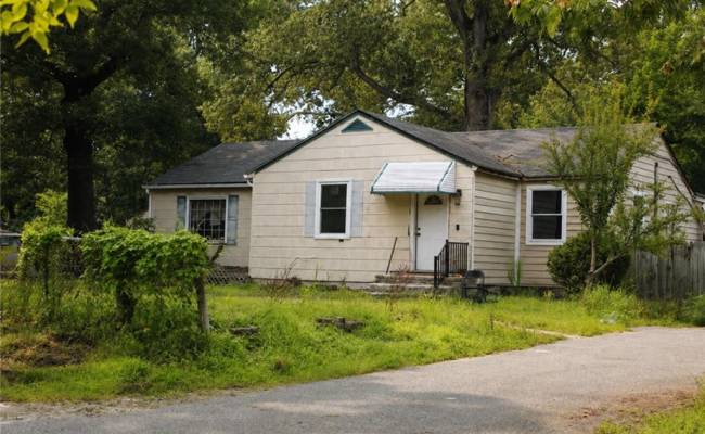 2004 Girard Avenue, Chesapeake, VA 23323