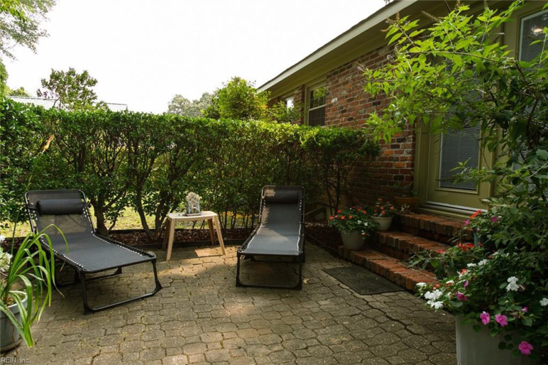 Photo 7 of 41 residential for sale in Newport News virginia Photo 7 of 41 residential for sale in Newport News virginia
