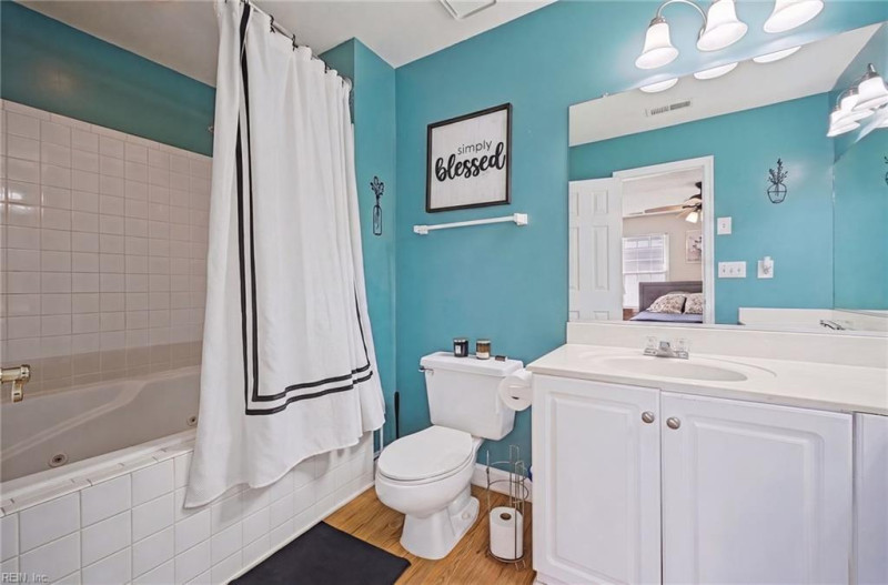 Photo 11 of 21 residential for sale in Newport News virginia