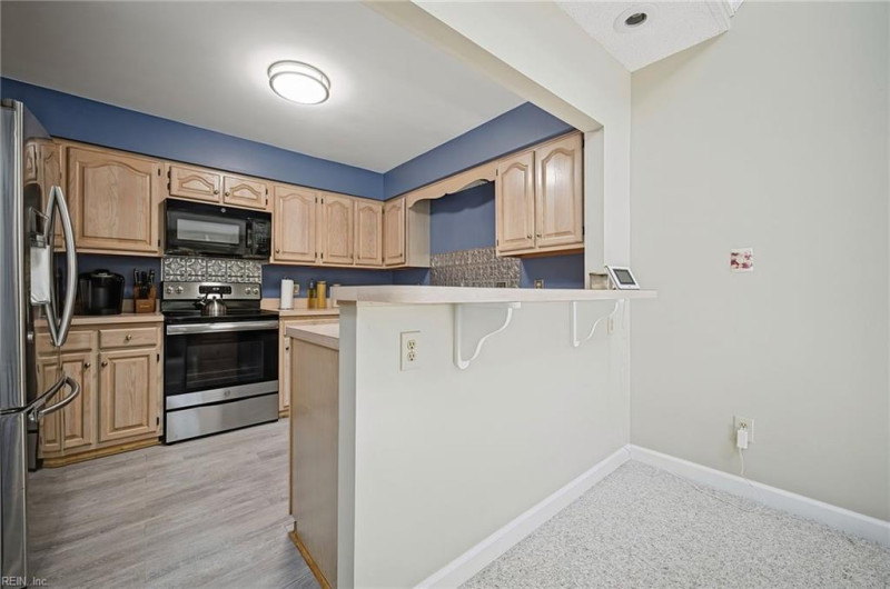Photo 7 of 21 residential for sale in Newport News virginia