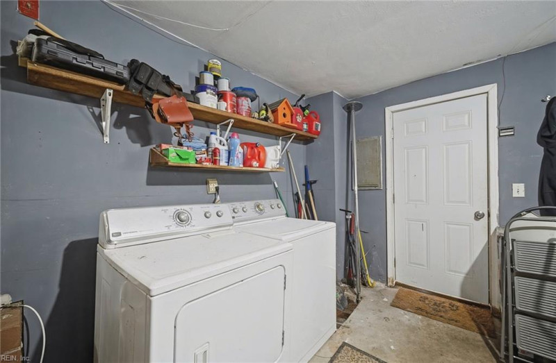 Photo 23 of 29 residential for sale in Chesapeake virginia