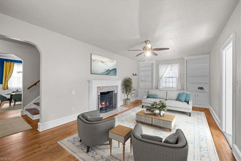 Photo 18 of 38 residential for sale in Hampton virginia