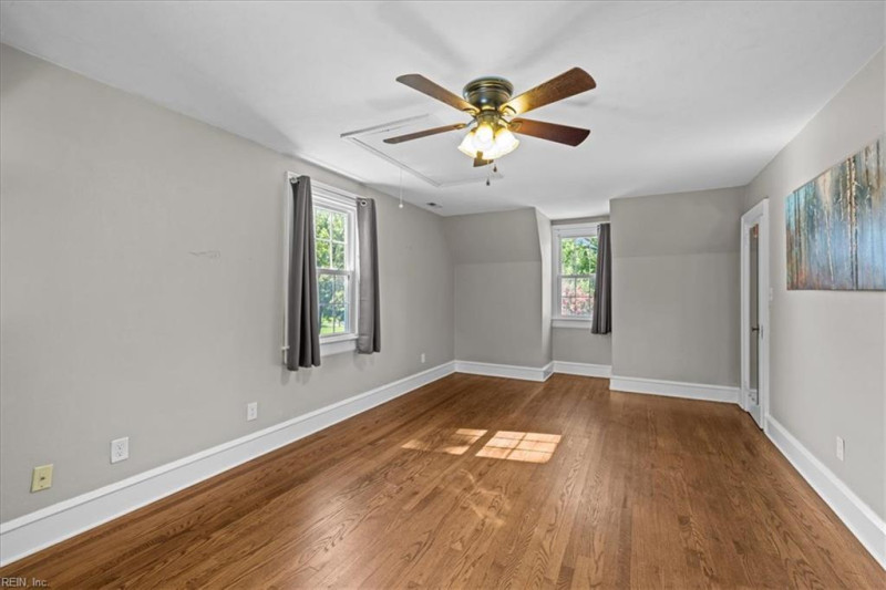Photo 24 of 38 residential for sale in Hampton virginia