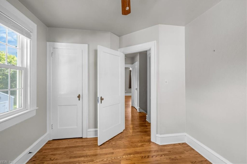 Photo 30 of 38 residential for sale in Hampton virginia