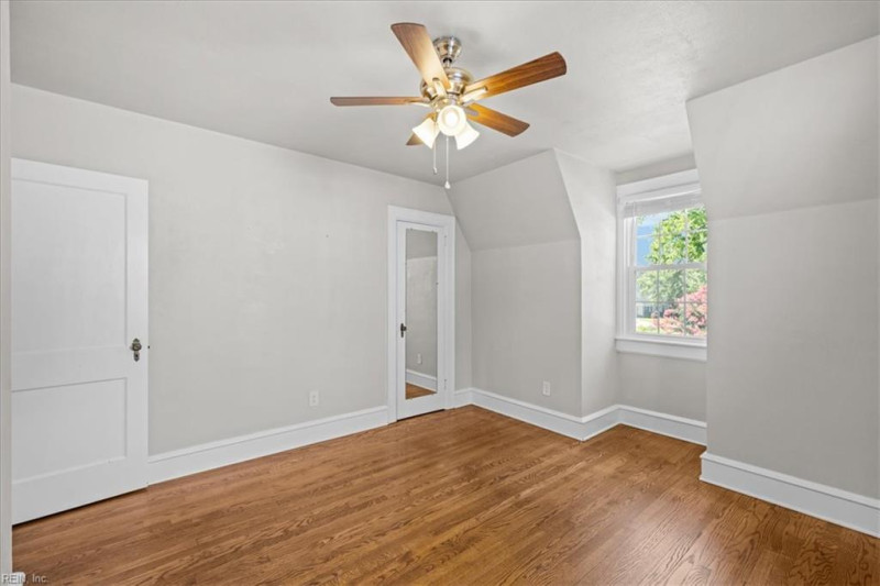 Photo 34 of 38 residential for sale in Hampton virginia