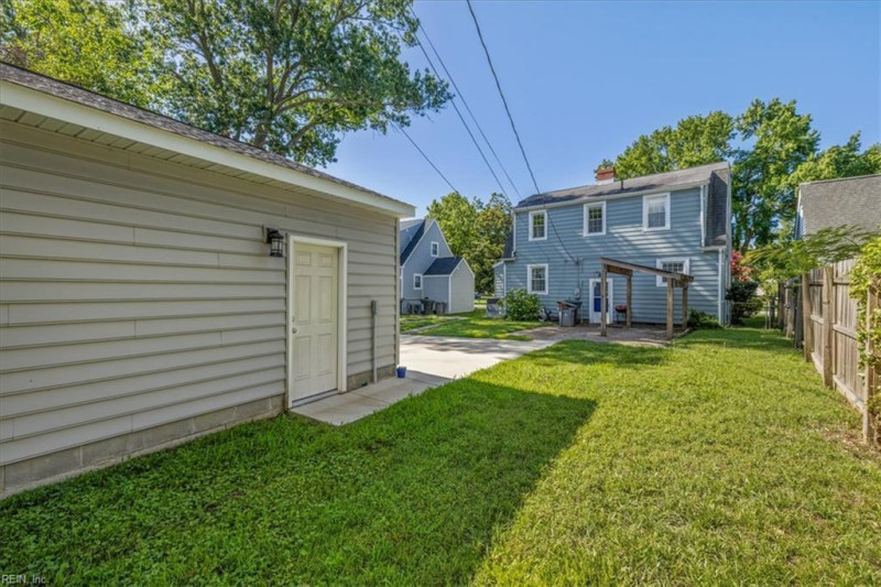 Photo 36 of 38 residential for sale in Hampton virginia