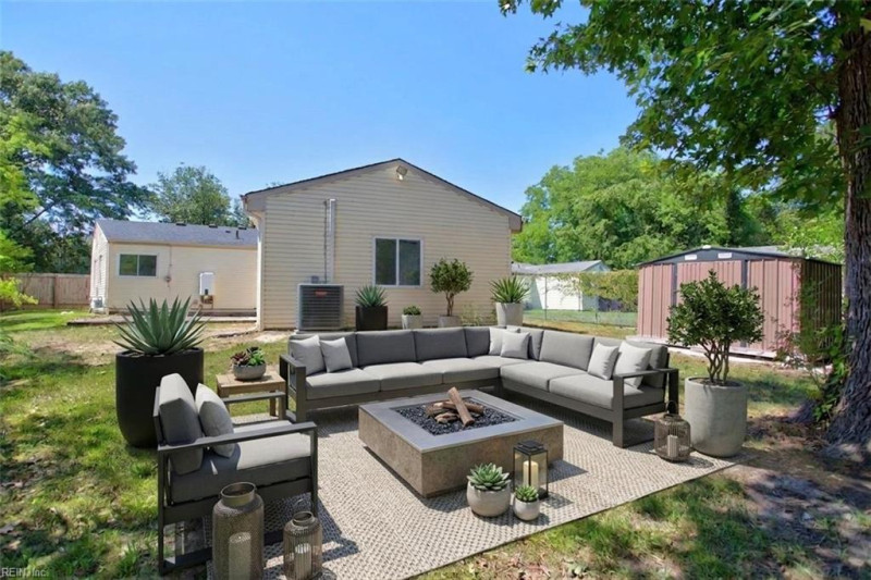 Photo 13 of 14 residential for sale in Norfolk virginia