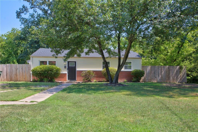 Photo 2 of 14 residential for sale in Norfolk virginia