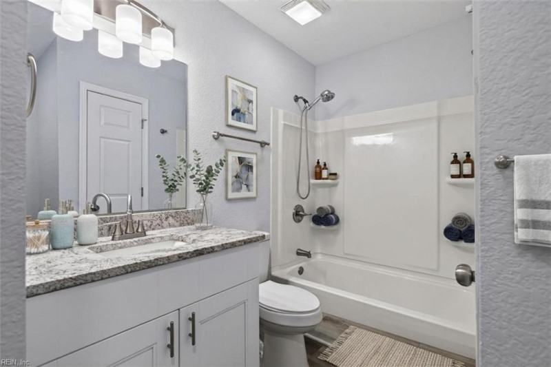 Photo 8 of 14 residential for sale in Norfolk virginia
