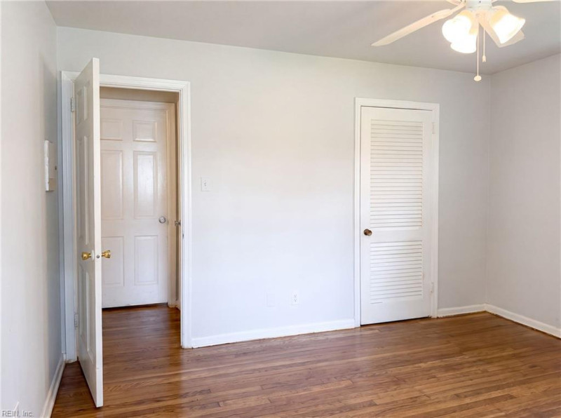 Photo 11 of 17 residential for sale in Portsmouth virginia Photo 11 of 17 residential for sale in Portsmouth virginia