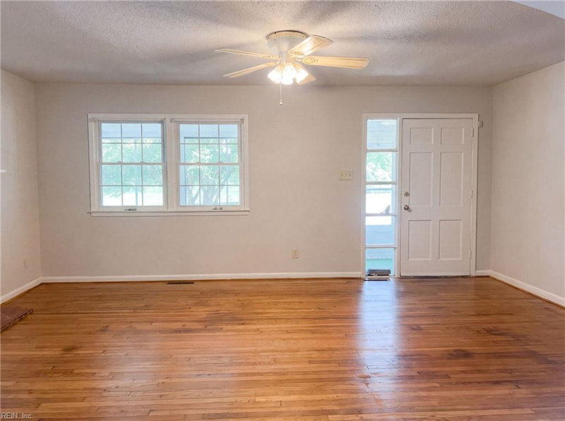 Photo 6 of 17 residential for sale in Portsmouth virginia Photo 6 of 17 residential for sale in Portsmouth virginia