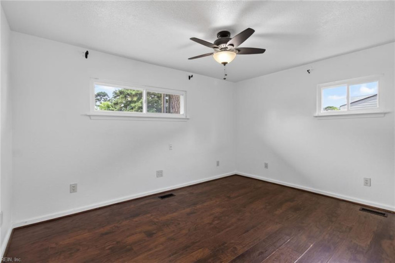 Photo 22 of 38 residential for sale in Norfolk virginia