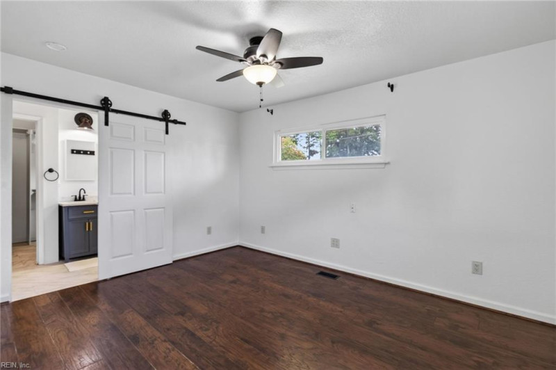 Photo 23 of 38 residential for sale in Norfolk virginia
