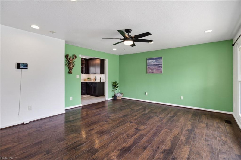 Photo 7 of 38 residential for sale in Norfolk virginia