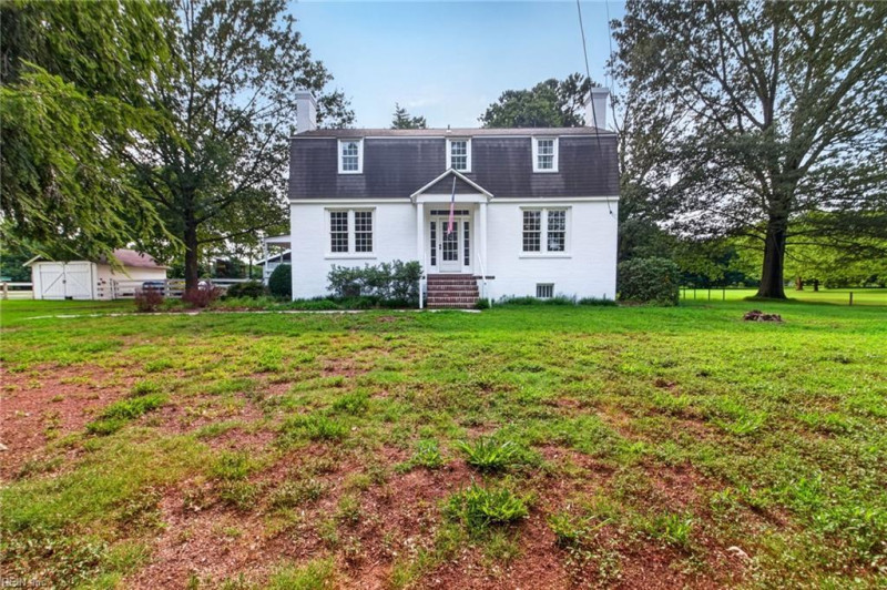 Photo 1 of 37 residential for sale in Chesapeake virginia