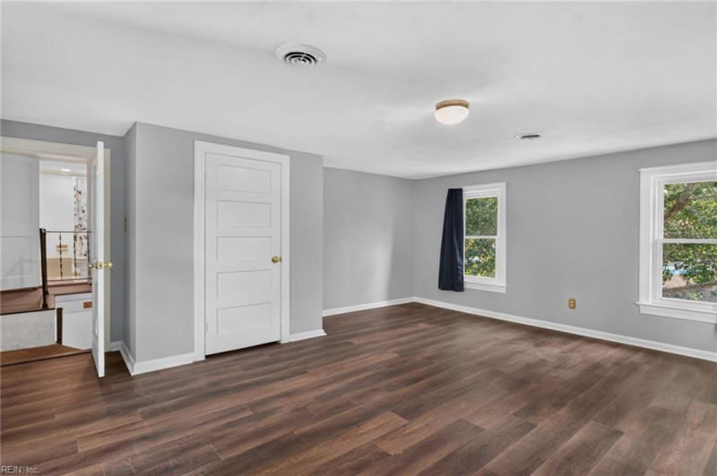 Photo 29 of 37 residential for sale in Chesapeake virginia