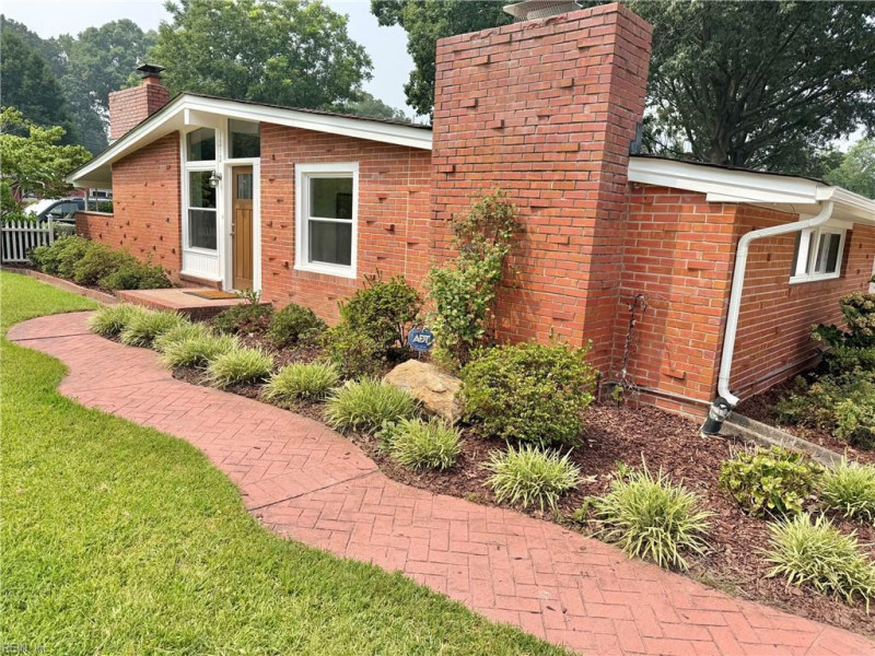 Photo 1 of 50 residential for sale in Chesapeake virginia Photo 1 of 50 residential for sale in Chesapeake virginia