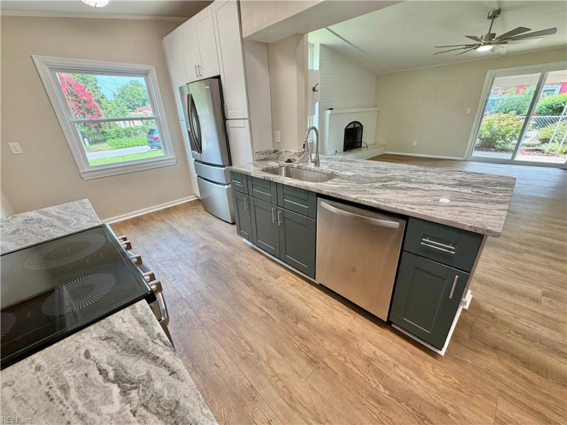 Photo 12 of 50 residential for sale in Chesapeake virginia Photo 12 of 50 residential for sale in Chesapeake virginia