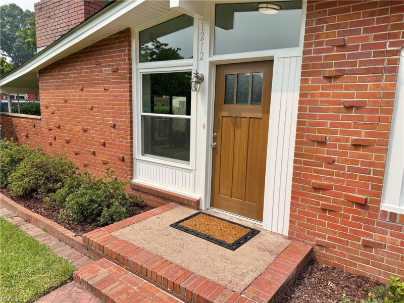 Photo 3 of 50 residential for sale in Chesapeake virginia Photo 3 of 50 residential for sale in Chesapeake virginia