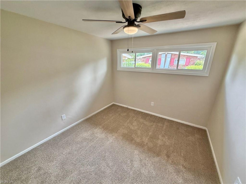 Photo 32 of 50 residential for sale in Chesapeake virginia Photo 32 of 50 residential for sale in Chesapeake virginia