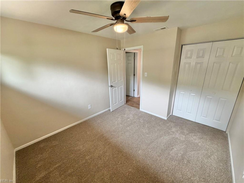 Photo 33 of 50 residential for sale in Chesapeake virginia Photo 33 of 50 residential for sale in Chesapeake virginia