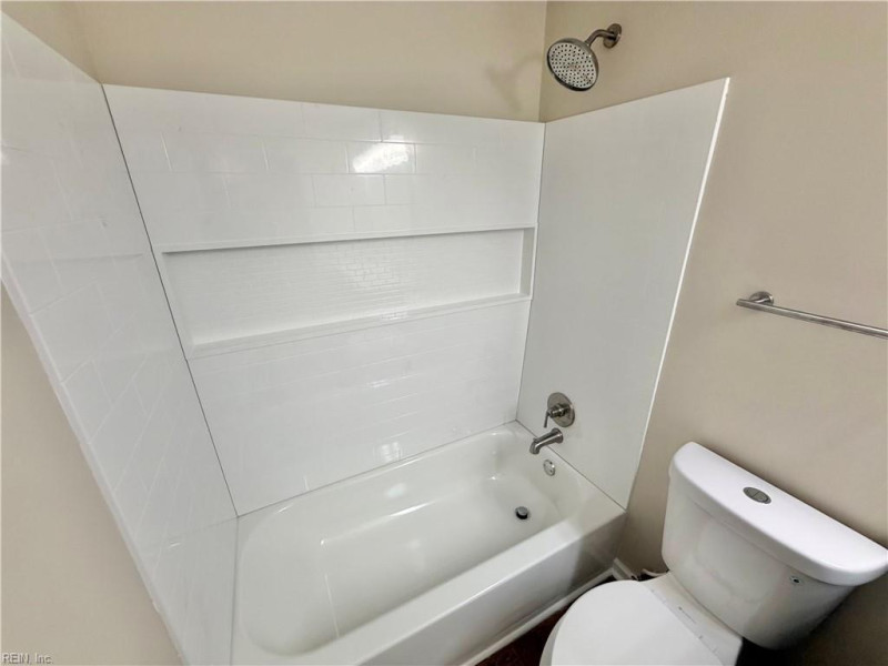 Photo 36 of 50 residential for sale in Chesapeake virginia Photo 36 of 50 residential for sale in Chesapeake virginia