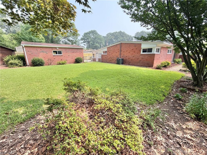 Photo 45 of 50 residential for sale in Chesapeake virginia Photo 45 of 50 residential for sale in Chesapeake virginia