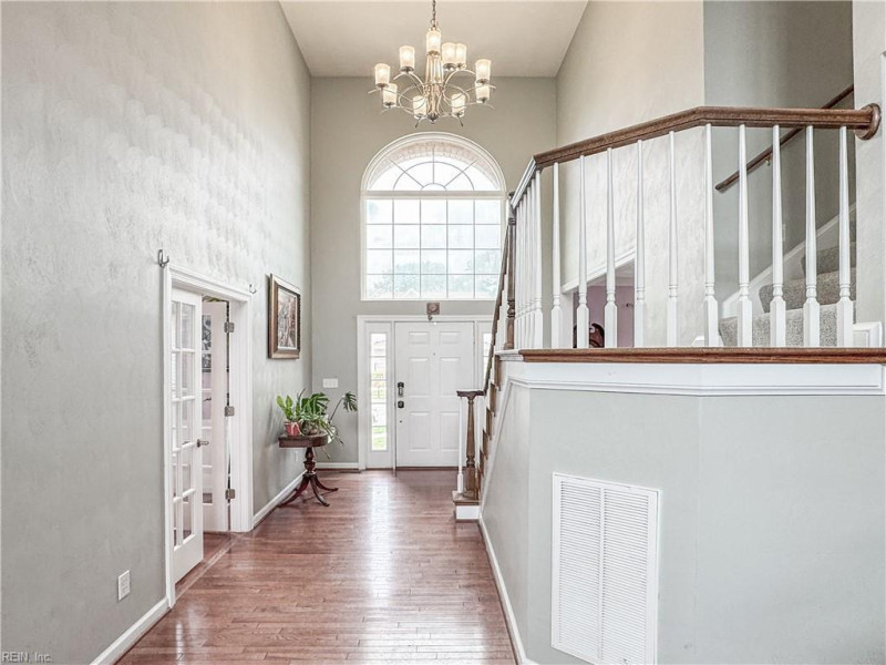 Photo 11 of 42 residential for sale in Chesapeake virginia