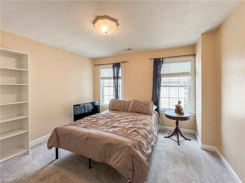 Photo 34 of 42 residential for sale in Chesapeake virginia