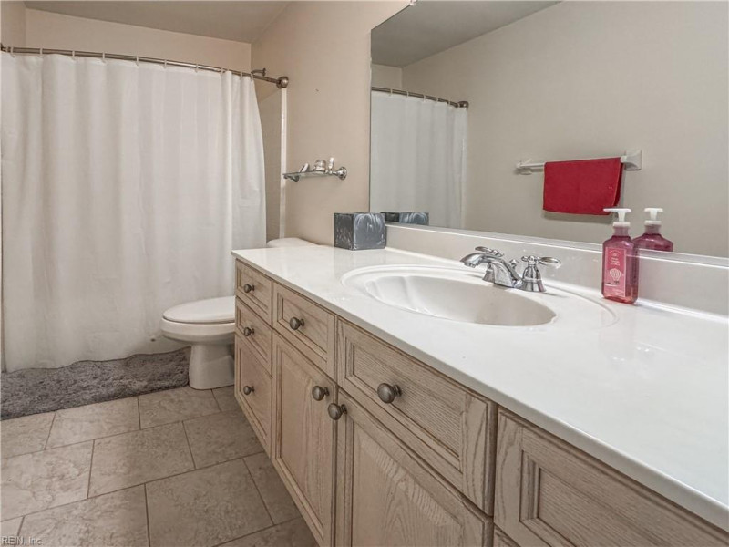 Photo 35 of 42 residential for sale in Chesapeake virginia