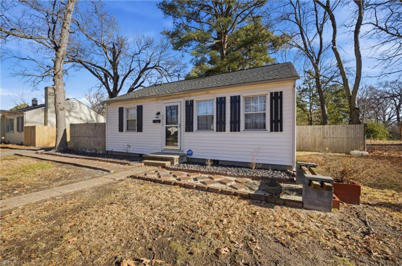Photo 2 of 28 residential for sale in Newport News virginia Photo 2 of 28 residential for sale in Newport News virginia