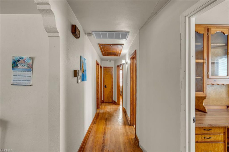 Photo 12 of 39 residential for sale in Norfolk virginia