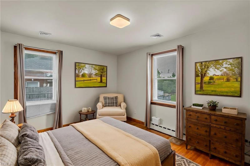Photo 17 of 39 residential for sale in Norfolk virginia
