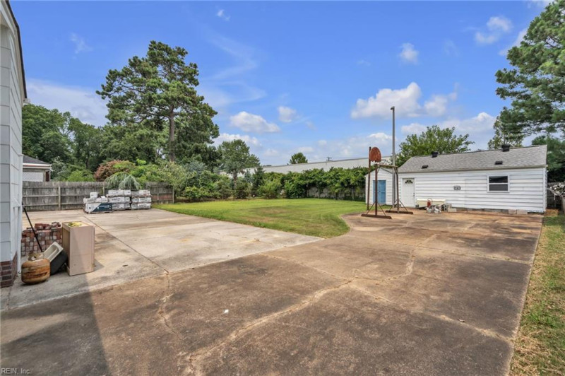 Photo 25 of 39 residential for sale in Norfolk virginia