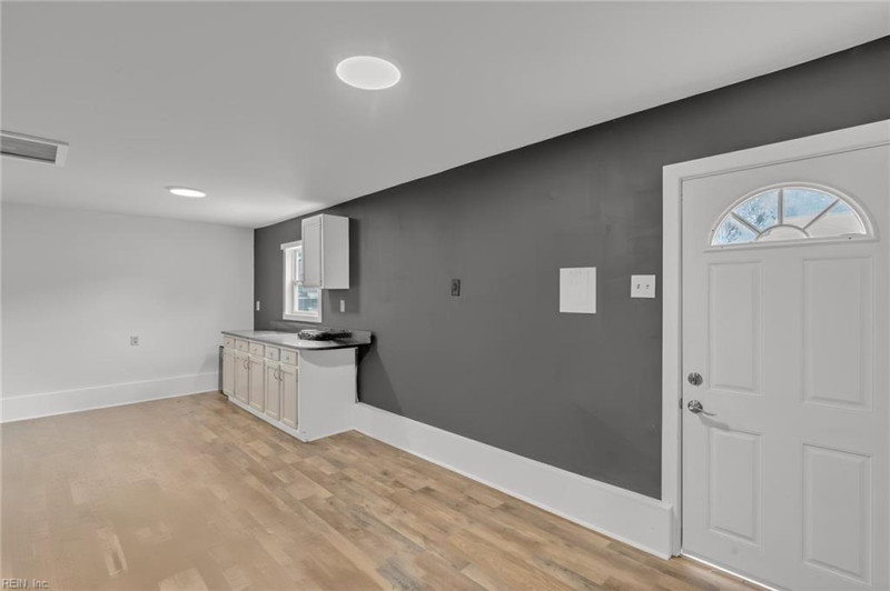 Photo 32 of 39 residential for sale in Norfolk virginia