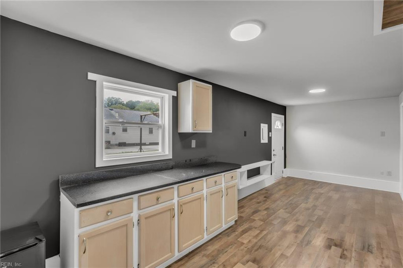 Photo 33 of 39 residential for sale in Norfolk virginia