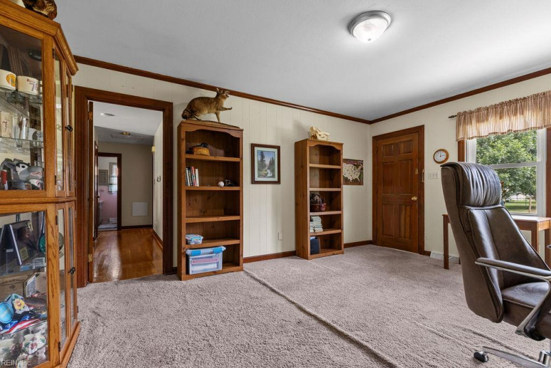 Photo 16 of 33 residential for sale in Franklin virginia