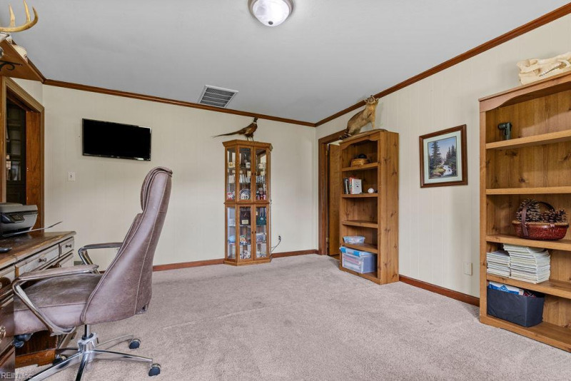Photo 17 of 33 residential for sale in Franklin virginia