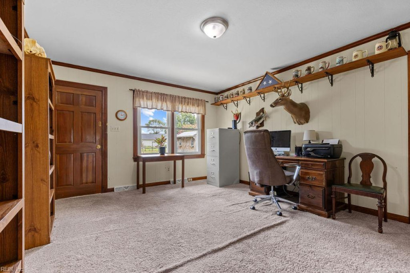 Photo 18 of 33 residential for sale in Franklin virginia