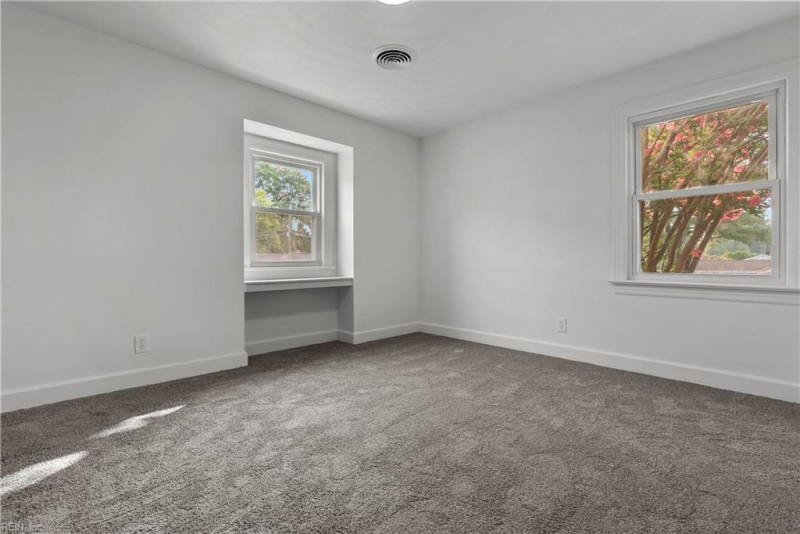 Photo 13 of 45 residential for sale in Chesapeake virginia Photo 13 of 45 residential for sale in Chesapeake virginia