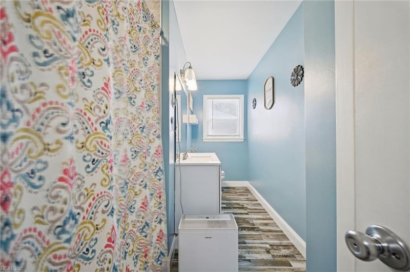 Photo 22 of 44 residential for sale in Virginia Beach virginia