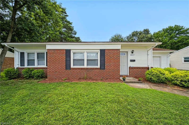 Photo 5 of 44 residential for sale in Virginia Beach virginia