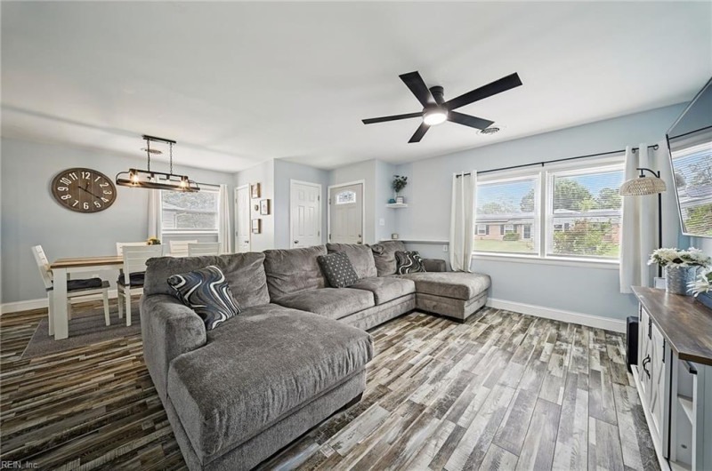 Photo 8 of 44 residential for sale in Virginia Beach virginia