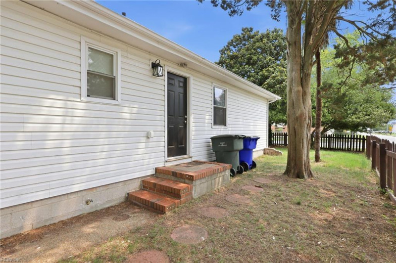 Photo 32 of 33 residential for sale in Norfolk virginia Photo 32 of 33 residential for sale in Norfolk virginia