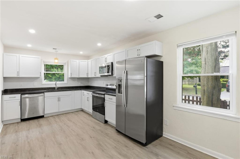 Photo 7 of 33 residential for sale in Norfolk virginia Photo 7 of 33 residential for sale in Norfolk virginia