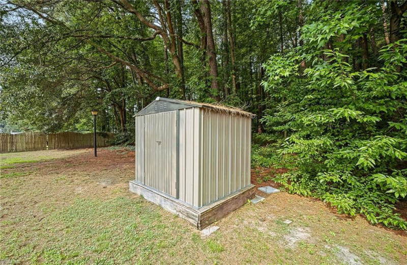 Photo 40 of 47 residential for sale in Chesapeake virginia Photo 40 of 47 residential for sale in Chesapeake virginia