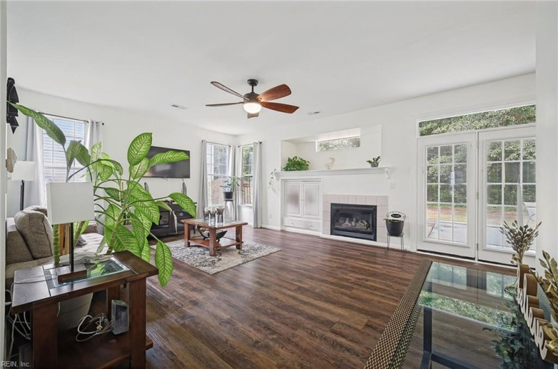Photo 8 of 47 residential for sale in Chesapeake virginia Photo 8 of 47 residential for sale in Chesapeake virginia