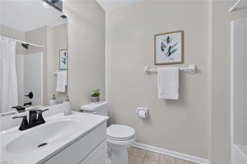 Photo 38 of 49 residential for sale in Chesapeake virginia Photo 38 of 49 residential for sale in Chesapeake virginia
